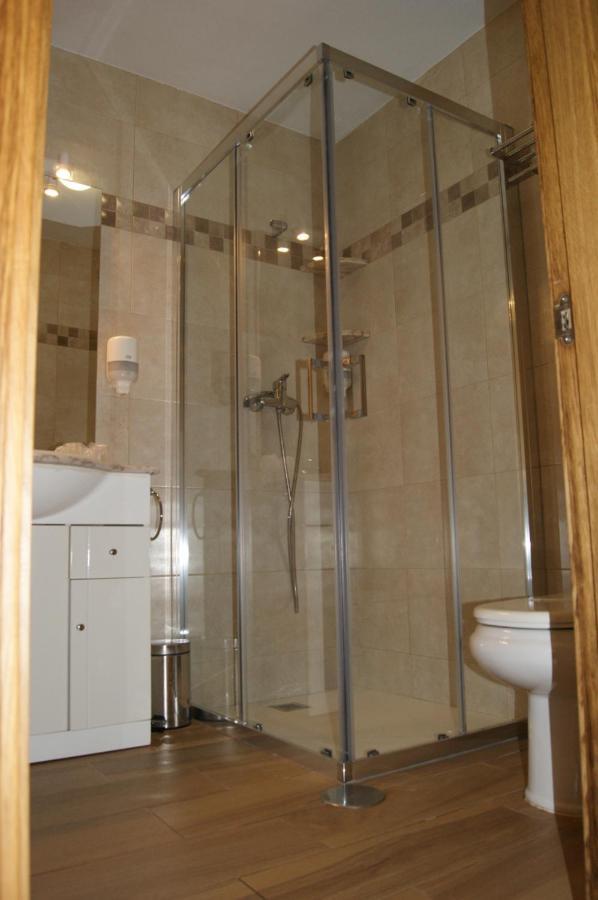 Apartamentos Camin De Pelayo Las Rozas Екстер'єр фото